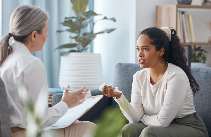 95 People Share Why They Walked Into Therapy And Walked Out Without Their Therapist