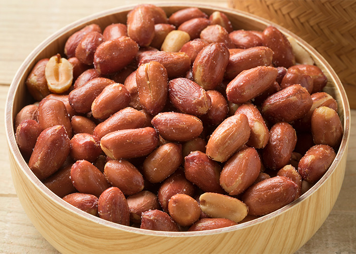 Passenger Branded “Selfish” For Declaring “Birthright” To Eat Peanuts On Plane In Response To Traveler’s Comment Passenger Branded “Selfish” For Declaring “Birthright” To Eat Peanuts On Plane In Response To Traveler’s Comment
