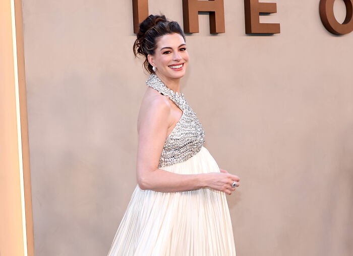 Anne Hathaway Breaks Silence After Legendary Actress Passes On &lsquo;The Princess Diaries 3&rsquo; Return