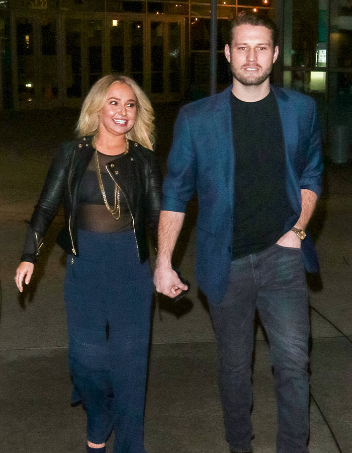 12 Disturbing Revelations Hayden Panettiere Made In Her Memoir, As Fans Honor Her On Her Birthday 12 Disturbing Revelations Hayden Panettiere Made In Her Memoir, As Fans Honor Her On Her Birthday