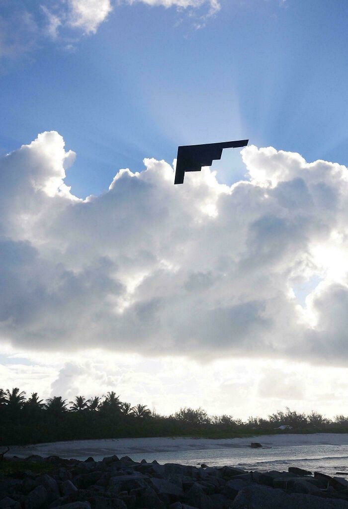68 Strange Things Happening On Earth That Look Almost Too Incredible To Be Real (New Pics) 68 Strange Things Happening On Earth That Look Almost Too Incredible To Be Real (New Pics)