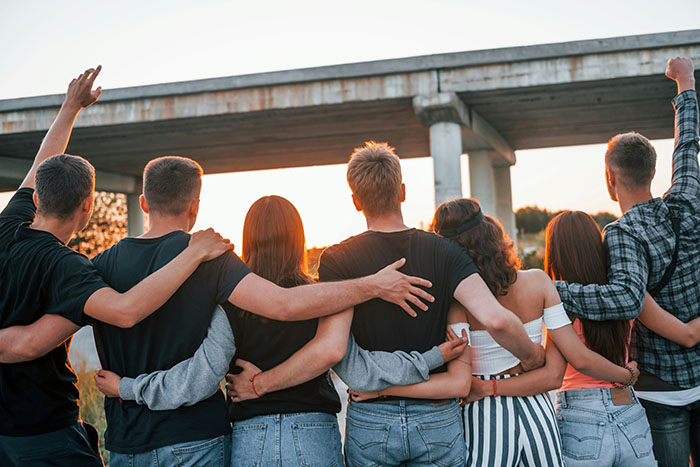 64 People Share The Weird Side Hustles They’ve Picked Up To Make Extra Dough 64 People Share The Weird Side Hustles They’ve Picked Up To Make Extra Dough