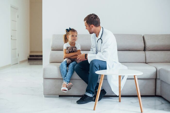 “So Sad And Horrifying”: 80 Doctors Reveal The Diagnoses That Were The Hardest To Deliver “So Sad And Horrifying”: 80 Doctors Reveal The Diagnoses That Were The Hardest To Deliver