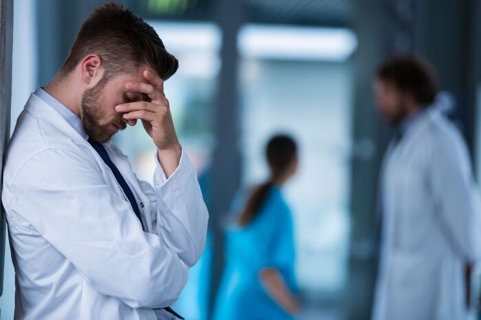“So Sad And Horrifying”: 80 Doctors Reveal The Diagnoses That Were The Hardest To Deliver “So Sad And Horrifying”: 80 Doctors Reveal The Diagnoses That Were The Hardest To Deliver