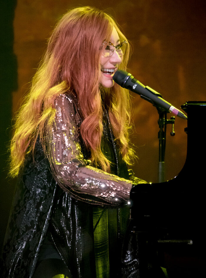 Tori Amos: Bio And Career Highlights