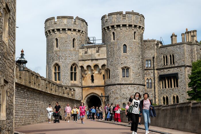 “It Was Excruciatingly Embarrassing”: 54 People Recall Their Weird And Funny Encounters With American Tourists “It Was Excruciatingly Embarrassing”: 54 People Recall Their Weird And Funny Encounters With American Tourists