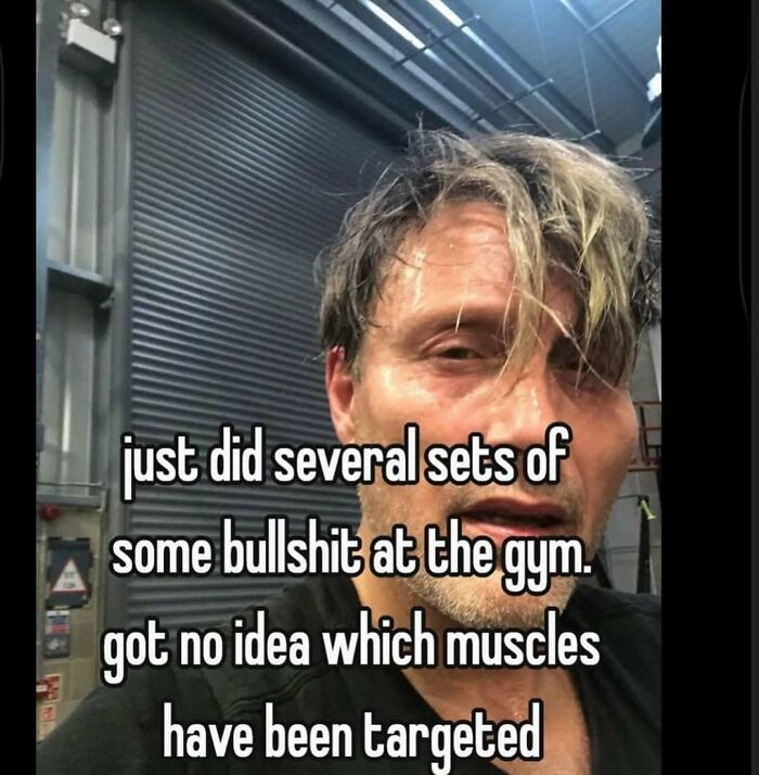 68 Memes So Unhinged, They Might Be The Only Thing You Need To Change Your Mood