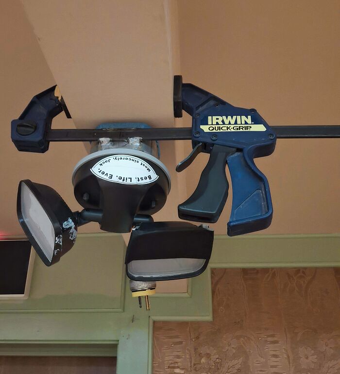 91 Times People Turned Random Junk Into Clever Solutions (New Pics)