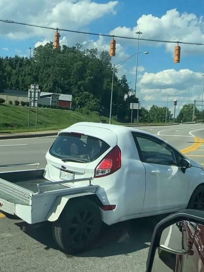 91 Times People Turned Random Junk Into Clever Solutions (New Pics)