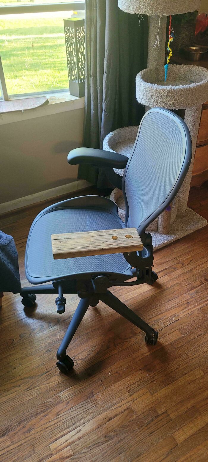 91 Times People Turned Random Junk Into Clever Solutions (New Pics)