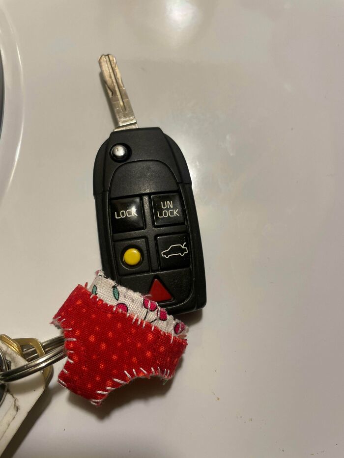 91 Times People Turned Random Junk Into Clever Solutions (New Pics)