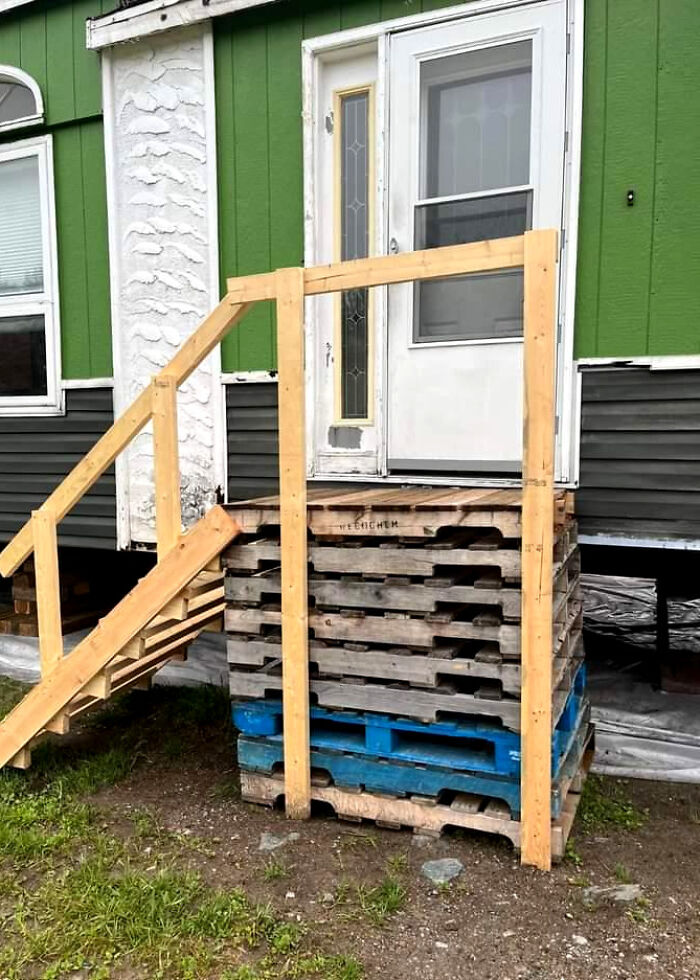 91 Times People Turned Random Junk Into Clever Solutions (New Pics)