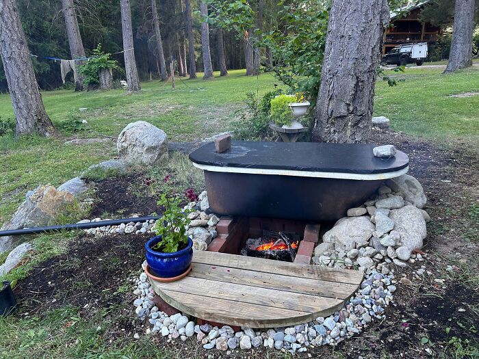 91 Times People Turned Random Junk Into Clever Solutions (New Pics)