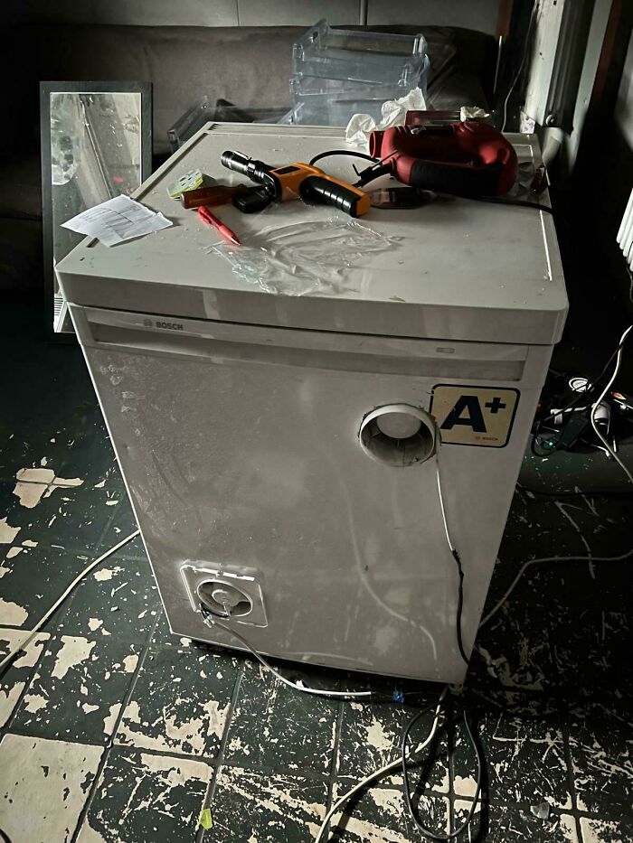 91 Times People Turned Random Junk Into Clever Solutions (New Pics)