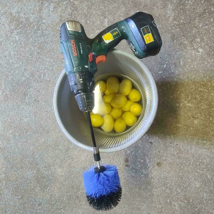 91 Times People Turned Random Junk Into Clever Solutions (New Pics)
