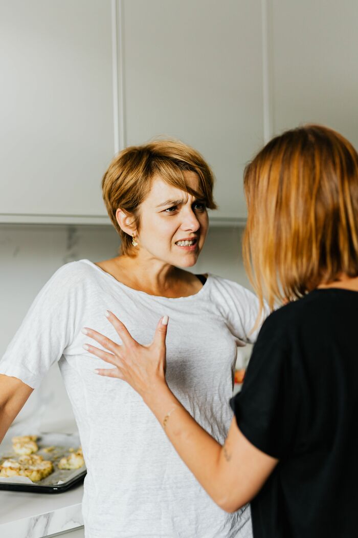 64 Controversial Examples Of Toxic Femininity That Might Make You See Gender Roles Differently 64 Controversial Examples Of Toxic Femininity That Might Make You See Gender Roles Differently