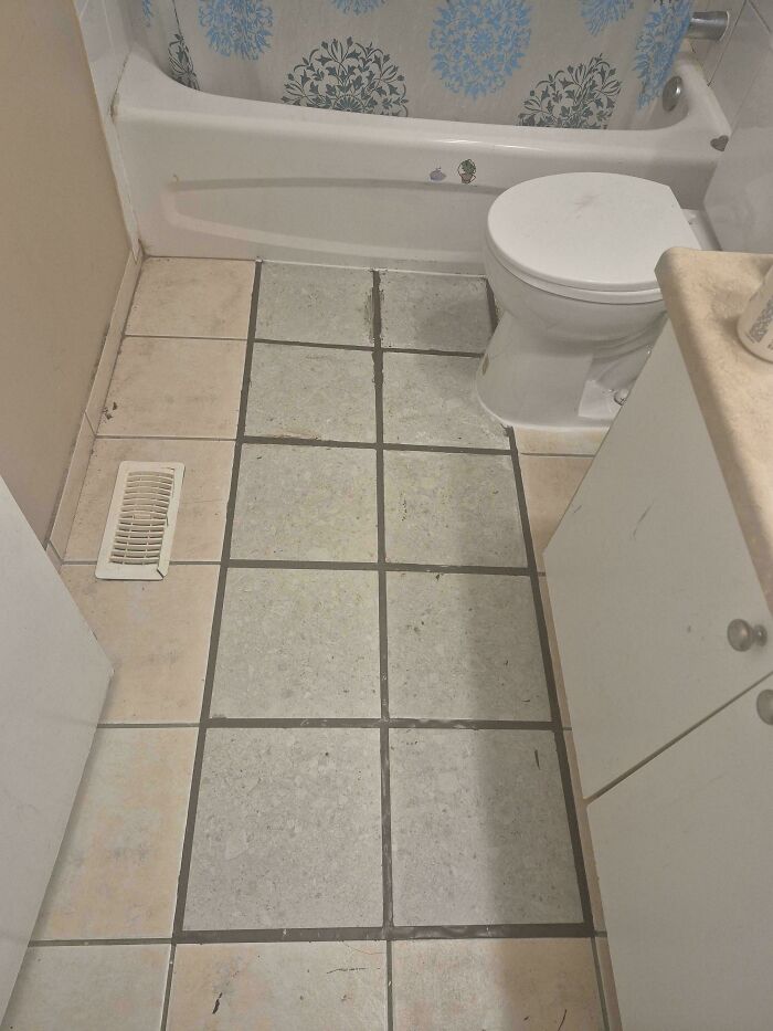 81 Ridiculously Funny ‘You Had One Job’ Fails People Couldn’t Believe Were Possible (New Pics) 81 Ridiculously Funny ‘You Had One Job’ Fails People Couldn’t Believe Were Possible (New Pics)