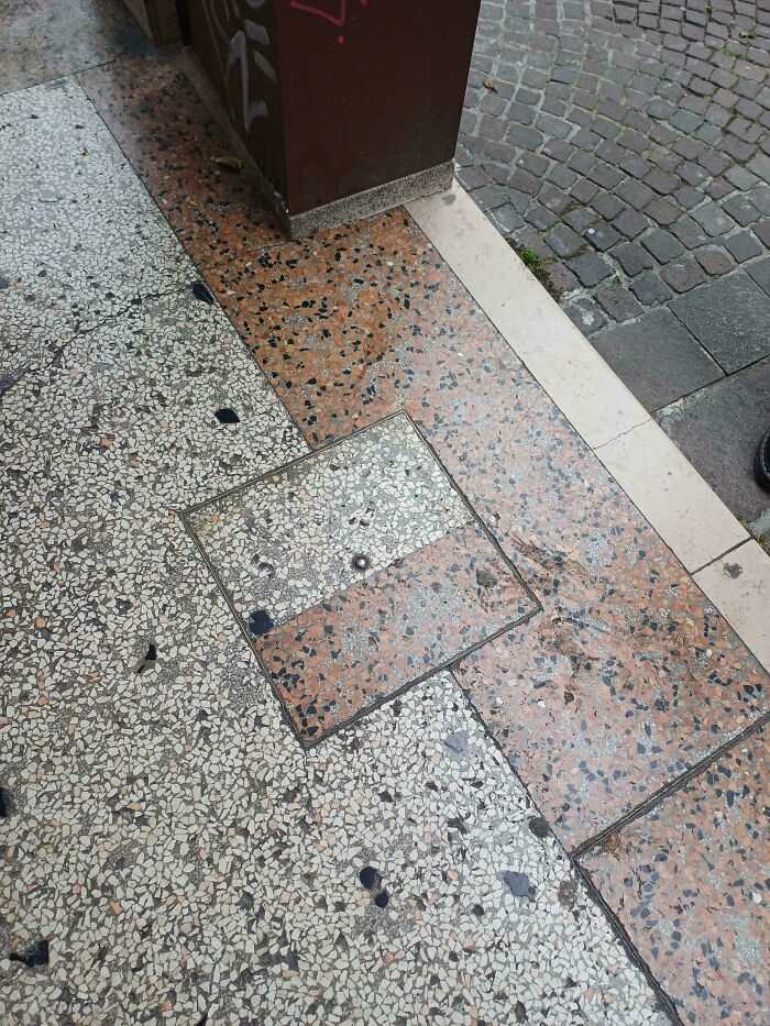 81 Ridiculously Funny ‘You Had One Job’ Fails People Couldn’t Believe Were Possible (New Pics) 81 Ridiculously Funny ‘You Had One Job’ Fails People Couldn’t Believe Were Possible (New Pics)