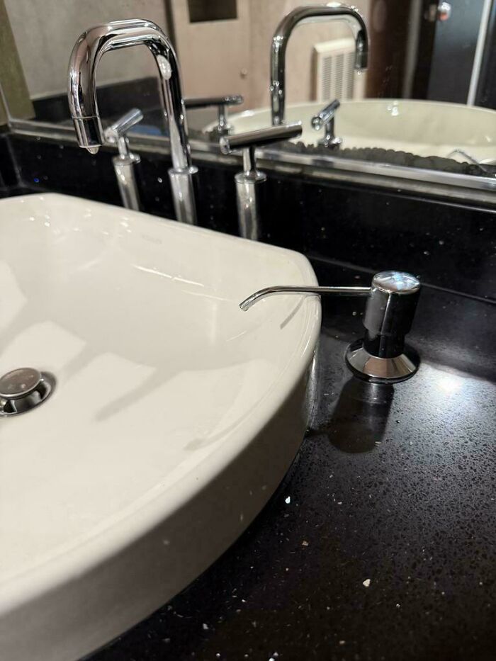 81 Ridiculously Funny ‘You Had One Job’ Fails People Couldn’t Believe Were Possible (New Pics) 81 Ridiculously Funny ‘You Had One Job’ Fails People Couldn’t Believe Were Possible (New Pics)