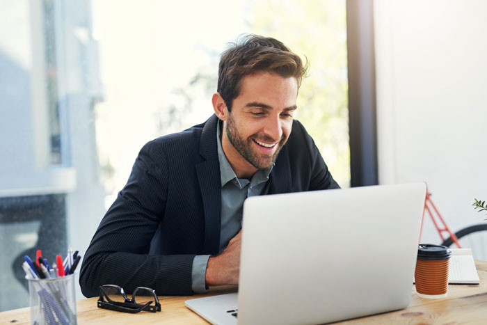 Workplace Bully Steals Credit For His Colleague’s Work And Gets Caught Out By A Secret Recording Workplace Bully Steals Credit For His Colleague’s Work And Gets Caught Out By A Secret Recording