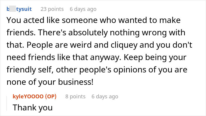 Guy Joins Group Of Female Classmates To Socialize, Discovers They Felt Intruded On By His Presence Guy Joins Group Of Female Classmates To Socialize, Discovers They Felt Intruded On By His Presence
