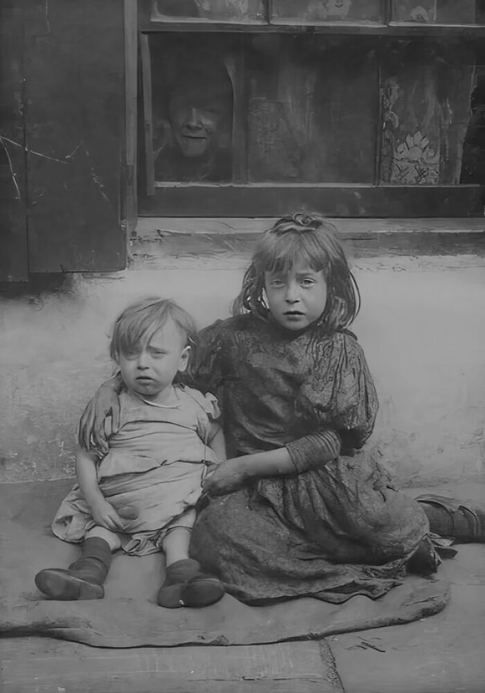 91 Intriguing Victorian Photos That Reveal The Everyday Details History Books Often Skip (New Pics) 91 Intriguing Victorian Photos That Reveal The Everyday Details History Books Often Skip (New Pics)