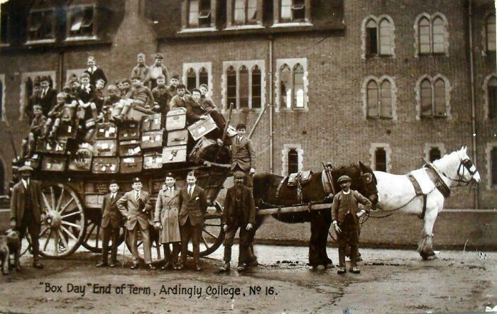 91 Intriguing Victorian Photos That Reveal The Everyday Details History Books Often Skip (New Pics) 91 Intriguing Victorian Photos That Reveal The Everyday Details History Books Often Skip (New Pics)