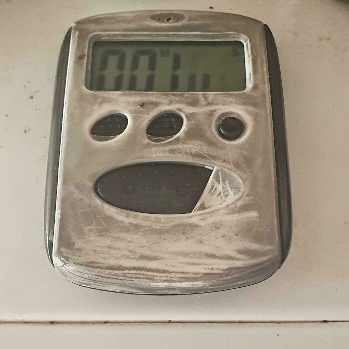 86 Fascinating Photos Of Objects Being Beautifully Worn Down By Years Of Use (New Pics)
