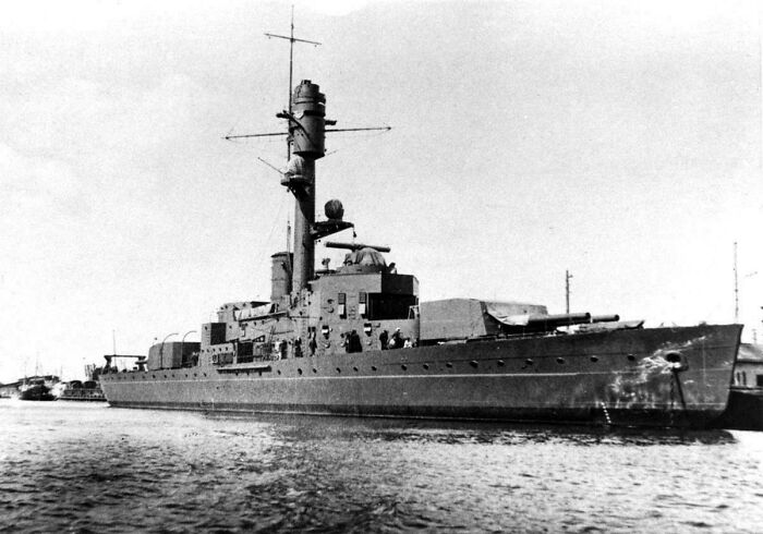 33 Mysterious Stories About Ships Disappearing That Live Rent-Free In People&rsquo;s Minds