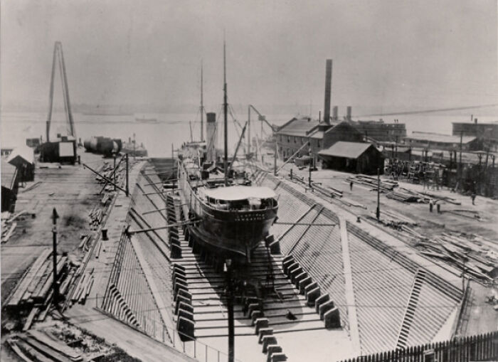 33 Mysterious Stories About Ships Disappearing That Live Rent-Free In People&rsquo;s Minds