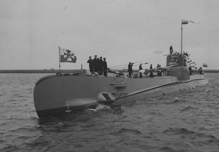 33 Mysterious Stories About Ships Disappearing That Live Rent-Free In People&rsquo;s Minds