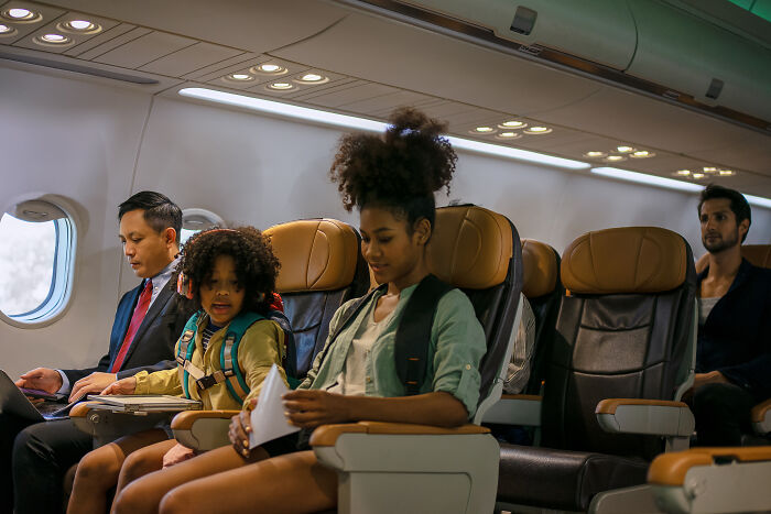 &ldquo;There&rsquo;s A Place In Hell For People Like You&rdquo;: 27 Entitled Parents Who Got A Reality Check At 30,000 Feet