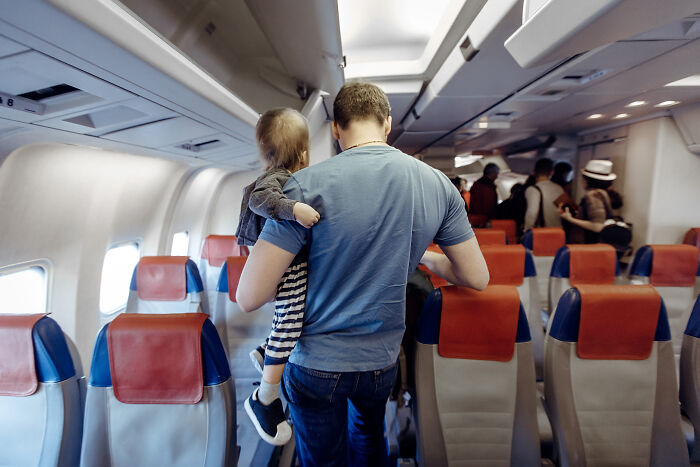&ldquo;There&rsquo;s A Place In Hell For People Like You&rdquo;: 27 Entitled Parents Who Got A Reality Check At 30,000 Feet