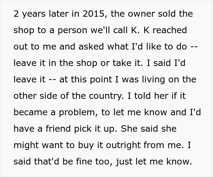 Artist Goes On A Hunt Of Their Own Painting After Shop Owner “Sells” It For A Fraction Of Its Real Price Artist Goes On A Hunt Of Their Own Painting After Shop Owner “Sells” It For A Fraction Of Its Real Price