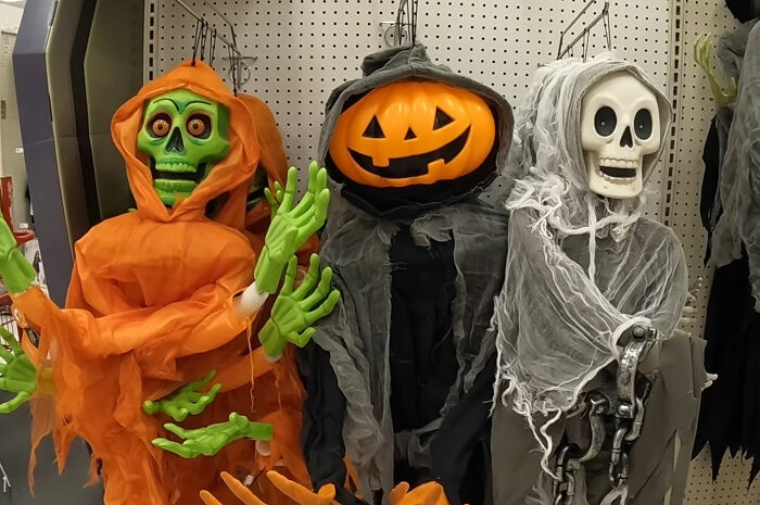 Target Issues Groveling Apology After Kid’s Halloween Costume Sparked Backlash: “Won’t Happen Again” Target Issues Groveling Apology After Kid’s Halloween Costume Sparked Backlash: “Won’t Happen Again”