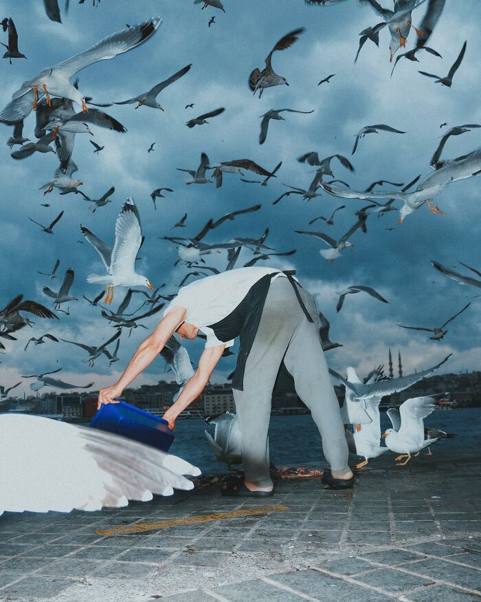 This Photographer Captured 58 Street Moments So Perfectly Timed They Look Almost Staged