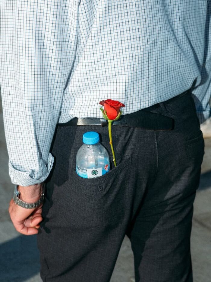 This Photographer Captured 58 Street Moments So Perfectly Timed They Look Almost Staged