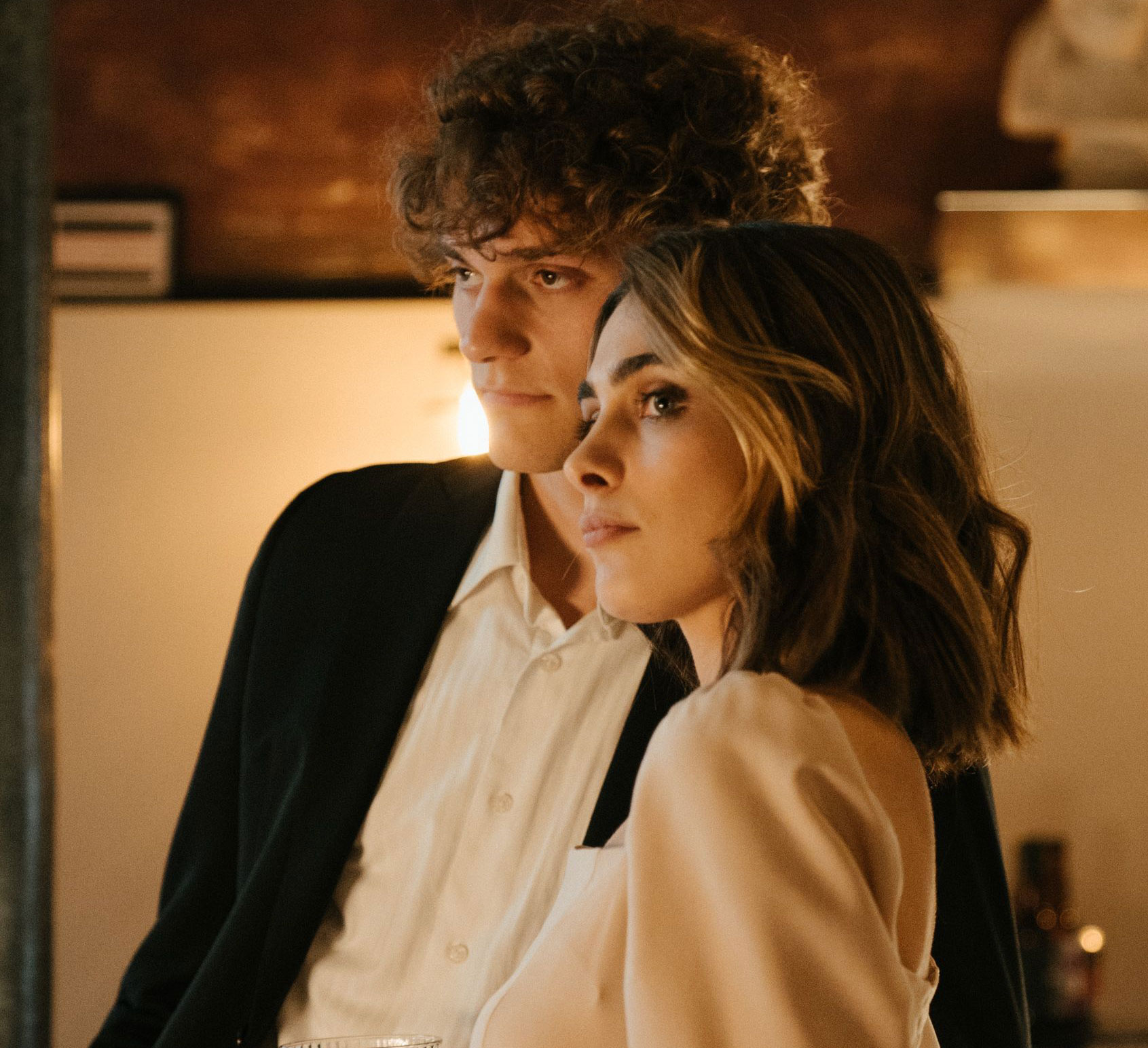 Couple Promises Dinner To 200 Wedding Guests, Starts A Hunger Fight After Serving Only Appetizers Couple Promises Dinner To 200 Wedding Guests, Starts A Hunger Fight After Serving Only Appetizers