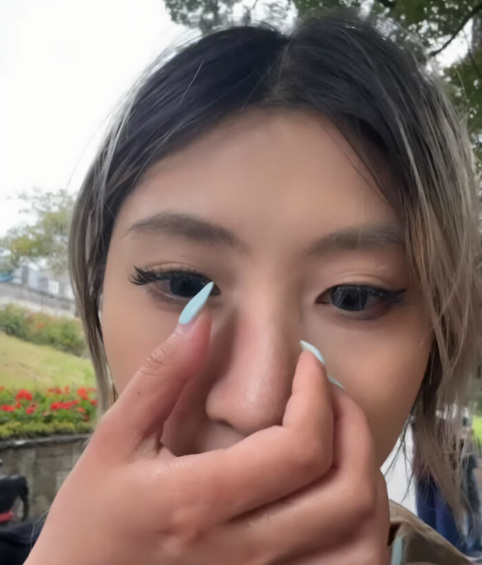 International Student Issues Urgent Plea After She’s Punched By Gang Of Kids Wearing Bathrobes In Scotland International Student Issues Urgent Plea After She’s Punched By Gang Of Kids Wearing Bathrobes In Scotland