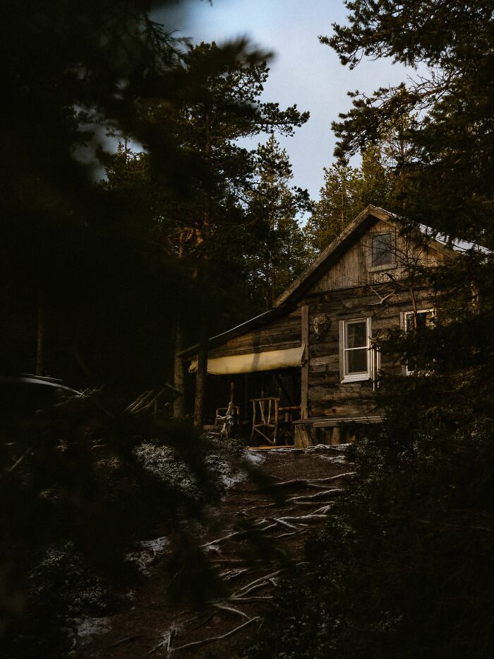 “Creeps Me Out”: 58 People Reveal The North American Folklore That Still Gives Them Chills “Creeps Me Out”: 58 People Reveal The North American Folklore That Still Gives Them Chills