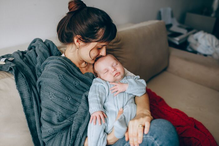 59 Women Get Really Honest About What “Young And Dumb” Decision Still Keeps Them Up At 3 AM 59 Women Get Really Honest About What “Young And Dumb” Decision Still Keeps Them Up At 3 AM