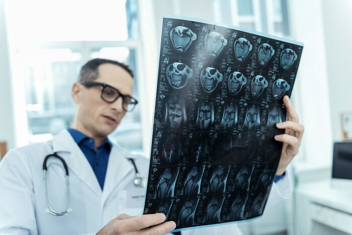 75 Medical Field Workers Share Things They Wish More People Understood 75 Medical Field Workers Share Things They Wish More People Understood
