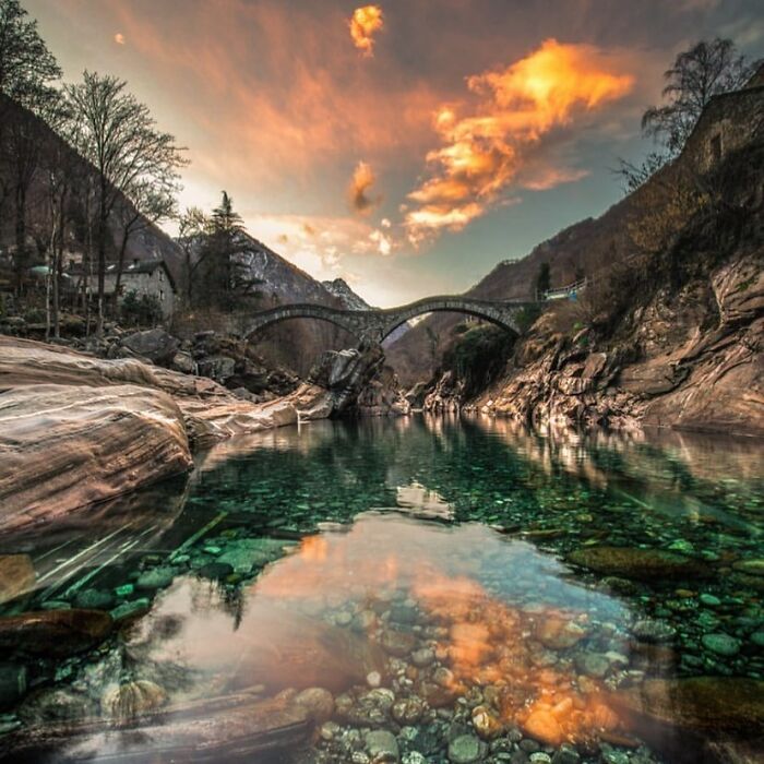 106 Photos That Look Like They’re Fake But People Actually Took Them 106 Photos That Look Like They’re Fake But People Actually Took Them