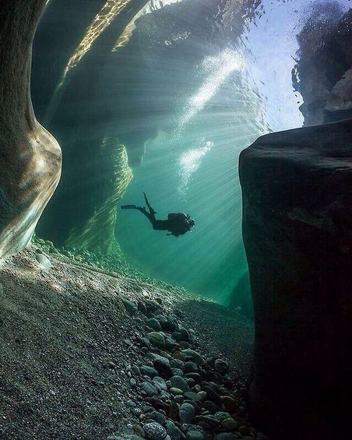 106 Photos That Look Like They’re Fake But People Actually Took Them 106 Photos That Look Like They’re Fake But People Actually Took Them