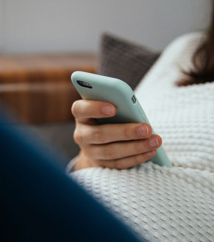 Cheater Wants A Divorce With Pregnant Wife Who Is Still Willing To Stay With Him For “Corrupting” His Mom Cheater Wants A Divorce With Pregnant Wife Who Is Still Willing To Stay With Him For “Corrupting” His Mom