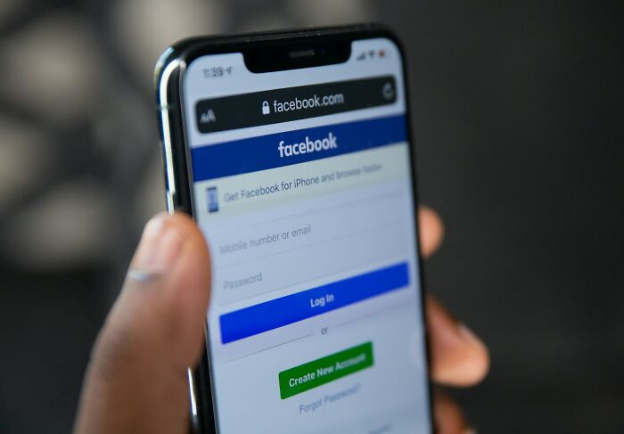 Mark Zuckerberg Warns Meta Users About One Thing That Will Happen If They Screenshot Messenger Chats Mark Zuckerberg Warns Meta Users About One Thing That Will Happen If They Screenshot Messenger Chats