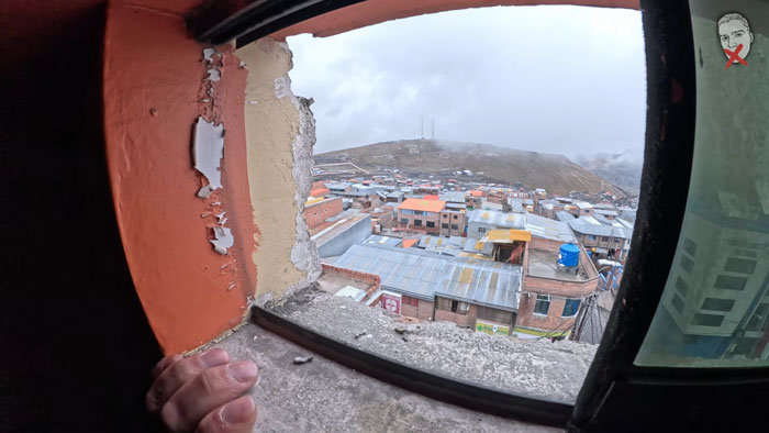 YouTuber Explores City Above The Clouds Where Crime Makes Nightfall A Different Story YouTuber Explores City Above The Clouds Where Crime Makes Nightfall A Different Story