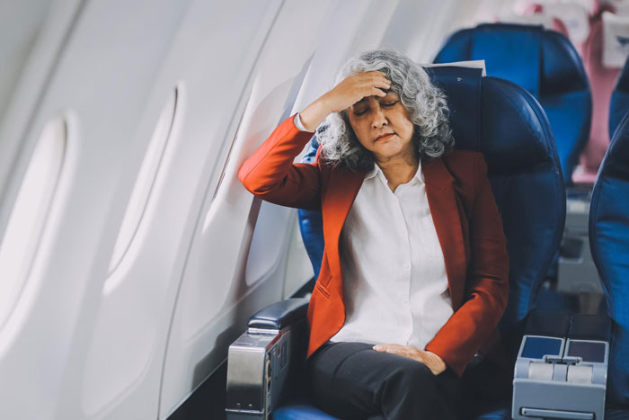 MIL And SIL Go Ballistic During Family Trip After Woman Upgrades Her And Hubby’s Flight Tickets