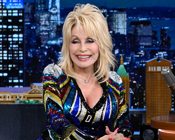 6 Feuds And Controversies Dolly Parton Shut Down With Grace