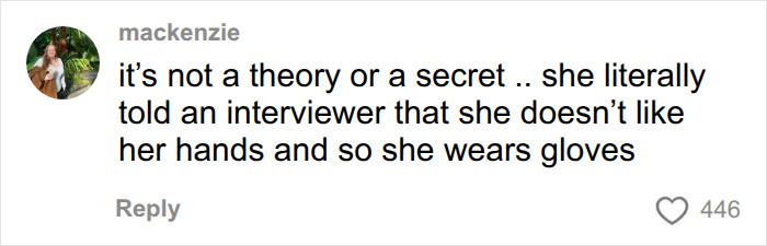 Dolly Parton Covered Her Tattooed Hands With Skin-Colored Gloves, Here’s What She Was Really Hiding Dolly Parton Covered Her Tattooed Hands With Skin-Colored Gloves, Here’s What She Was Really Hiding
